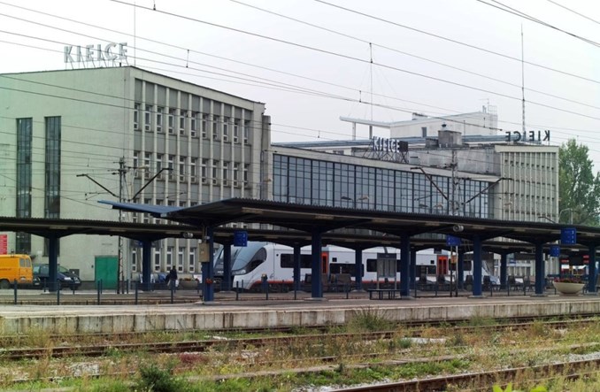 Dworzec w Kielcach zostanie przebudowany. Przetarg [wizualizacje]