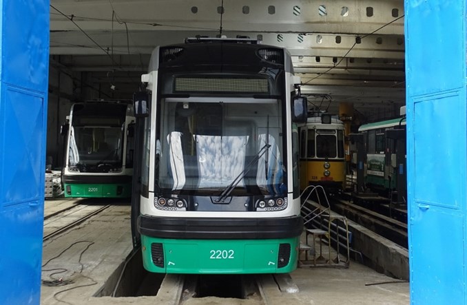 Rumunia: Pierwszy nowy tramwaj Pesy dotarł do Jass