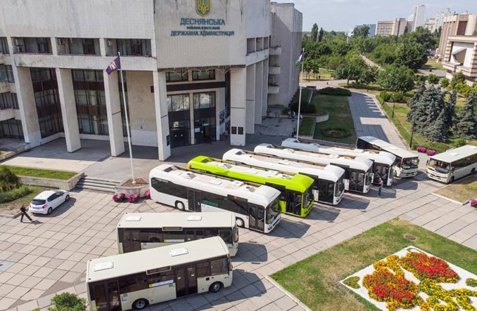 Kijów z nowymi autobusami. „Zawitała nowa jakość”