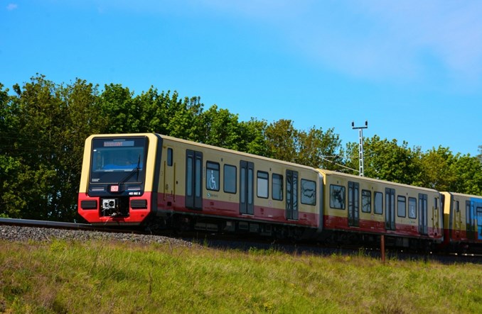 Berlin: Pomyślne testy nowych pociągów S-Bahn od Siemensa i Stadlera