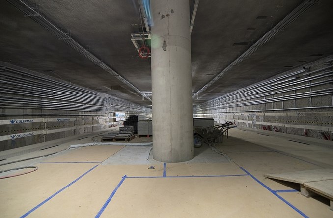 Metro na Bródno: Niemal połowa torowiska już ułożona