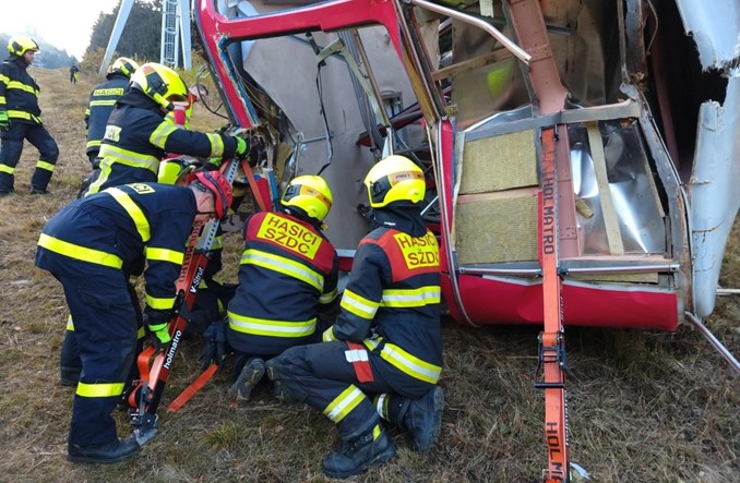 Czechy: Wypadek w Libercu. Spadł wagon kolei linowej
