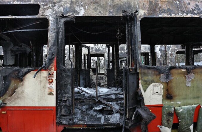 Gdańsk: Pożar w zajezdni Nowy Port. Spalone i nadpalone tramwaje, w tym Jazz