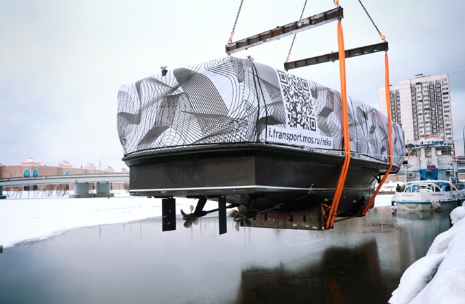 Moskwa: Zmontowano kadłub pierwszego eleketrycznego tramwaju wodnego