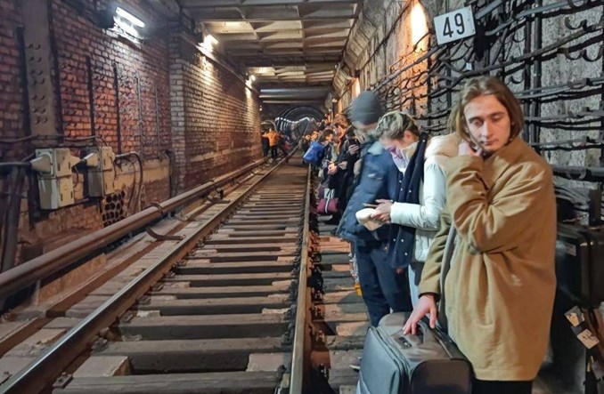 Charków ewakuował studentów tunelami metra