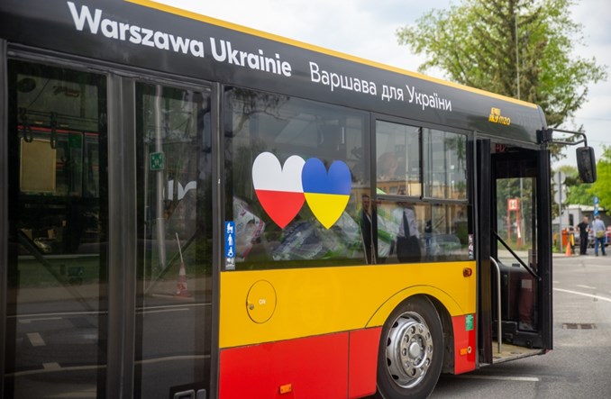 Warszawa: Pięć starych przegubowców Solarisa pojedzie do ukraińskiego miasta