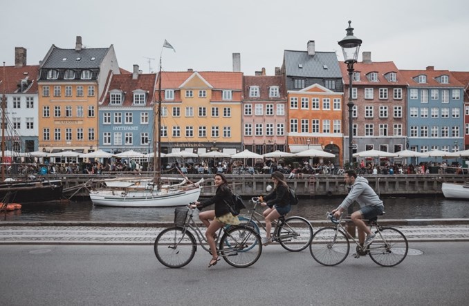 USA będą biedne jak Dania. Zostaną tylko rowery i pociągi