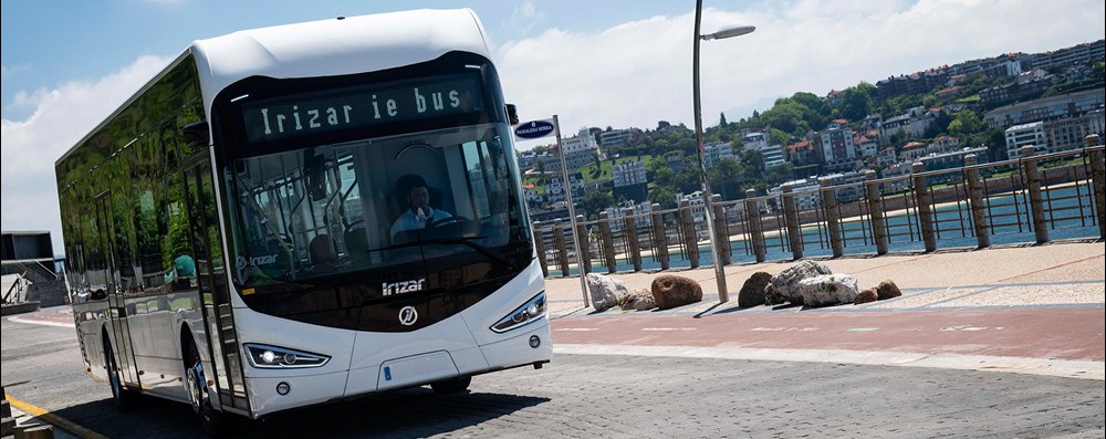 Bielsko-Biała podpisuje dwie nowe umowy na 16 autobusów elektrycznych
