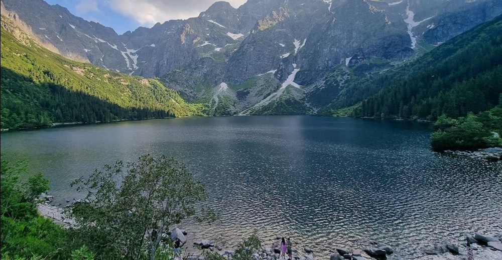 PAP: busy do Morskiego Oka coraz popularniejsze, ale konie wciąż niezastąpione
