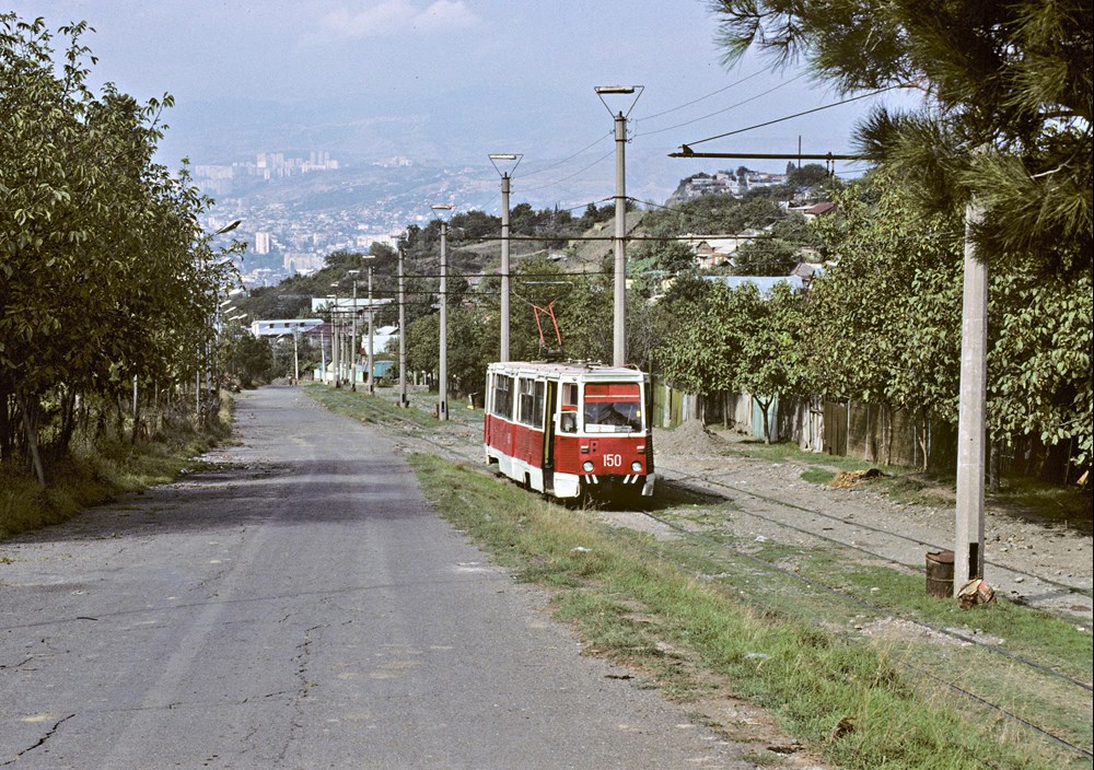 Tbilisi przed wyborami myśli o tramwajach
