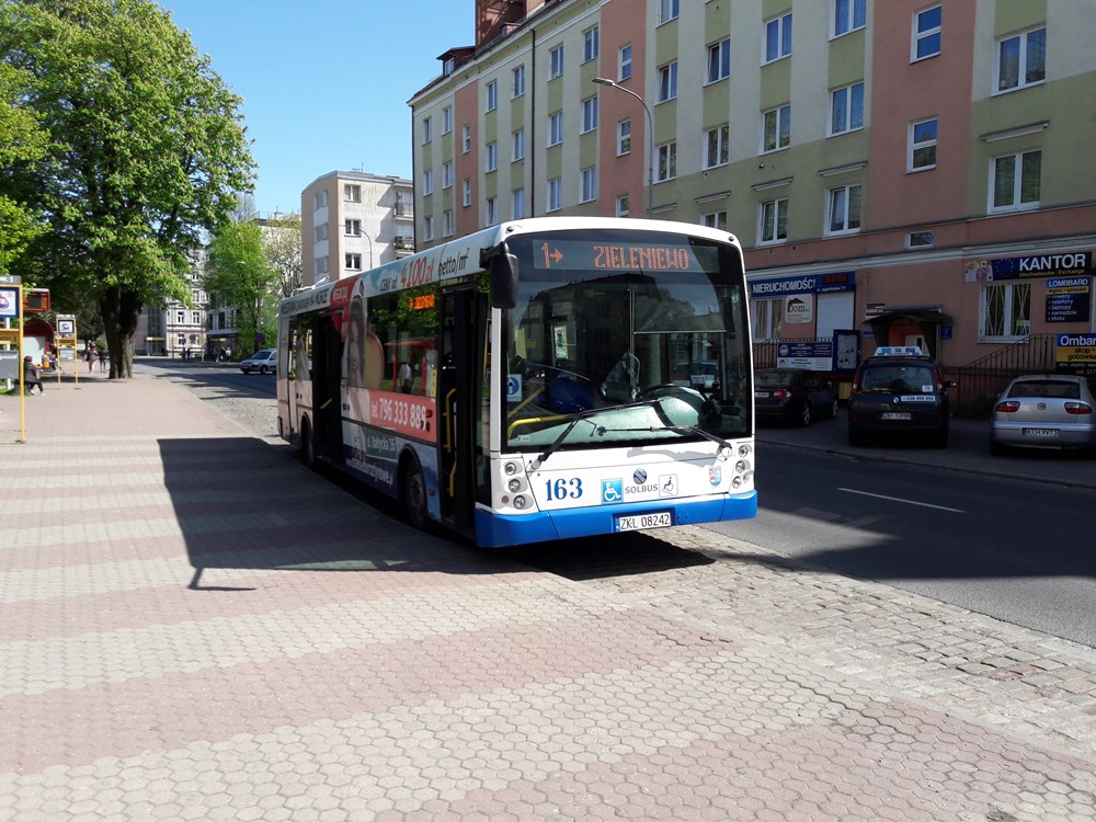 Kołobrzeg promuje mieszkańców - taniej w strefie parkowania i na rowerze miejskim