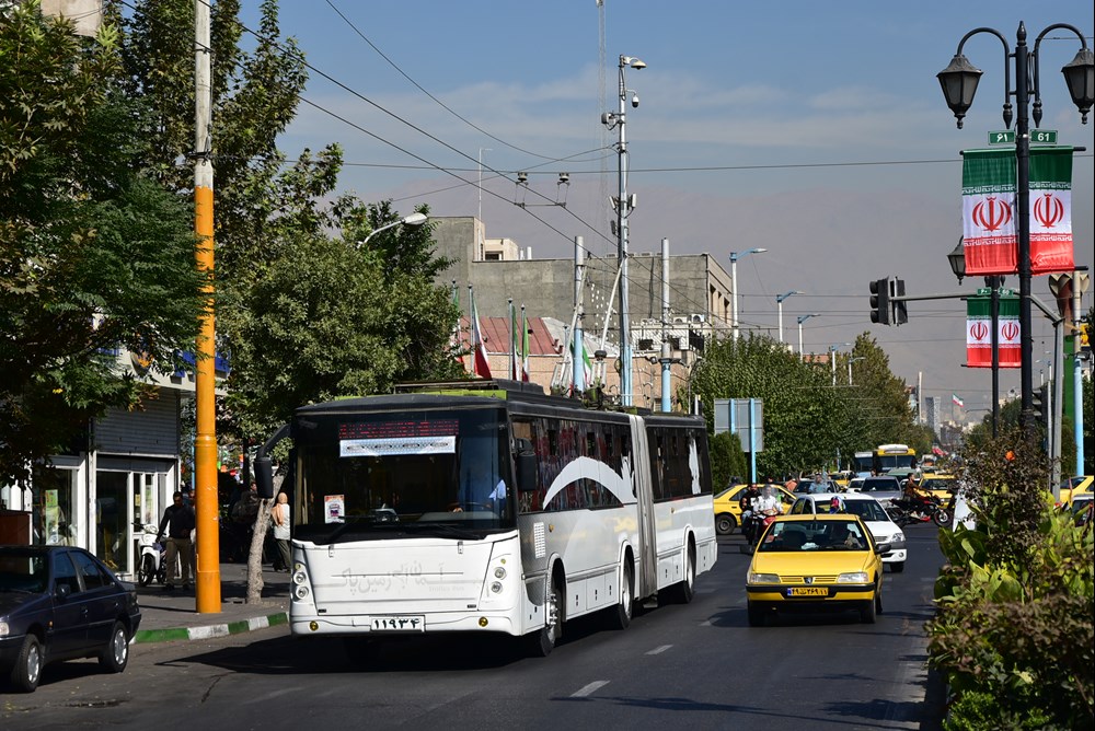Iran. Chińskie elektrobusy wyparły trolejbusy