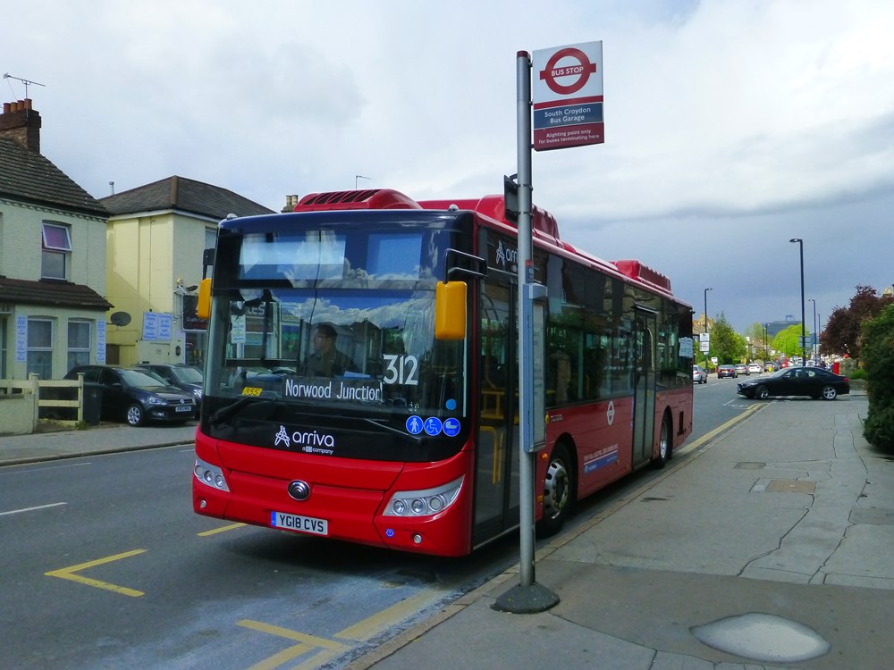 Wielka Brytania bada Yutonga po alarmie z Norwegii