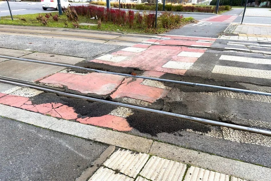 Łódź. Prace torowe na Bałutach i Widzewie, MPK na objazdach choćby przez miesiąc