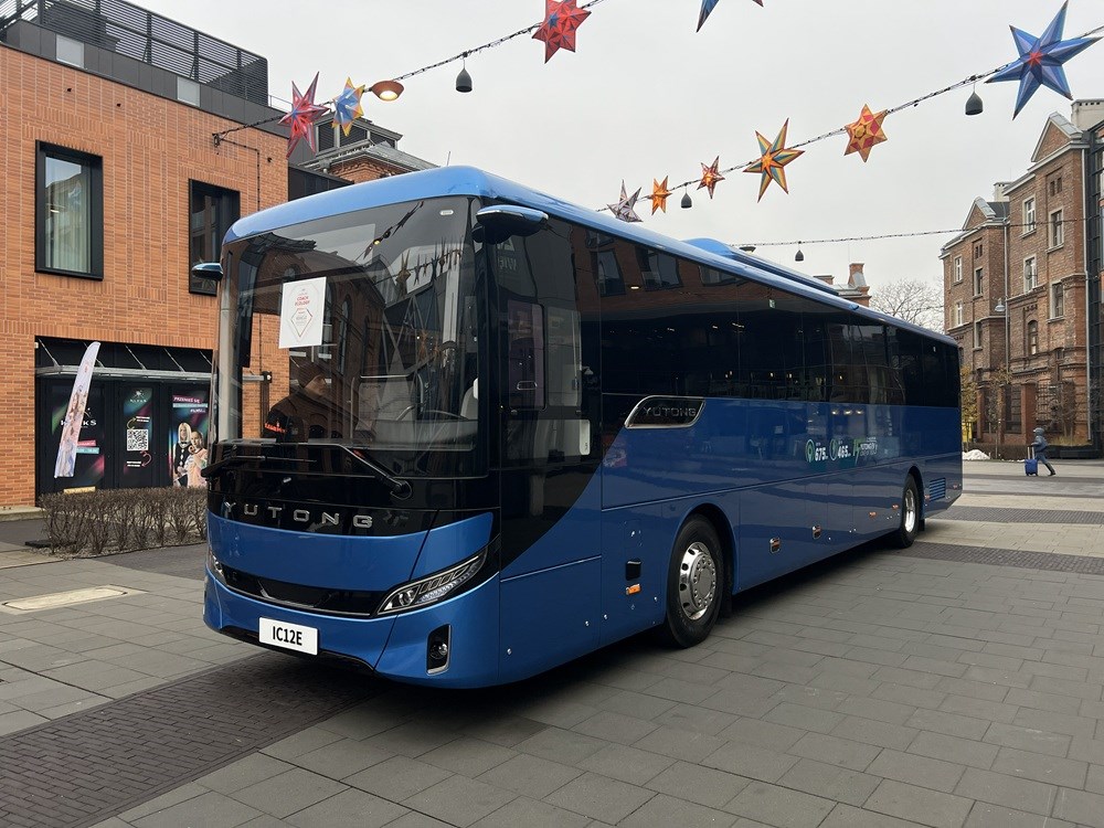 Yutong pokazuje nowy elektryczny autobus międzymiastowy