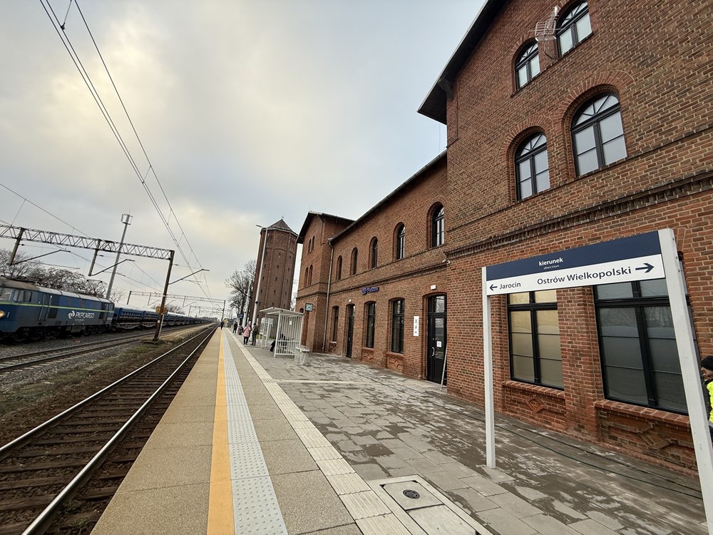 Dworzec kolejowy Pleszew już po remoncie