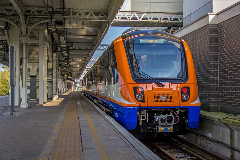 Londyn. Overground z nowym operatorem na osiem lat