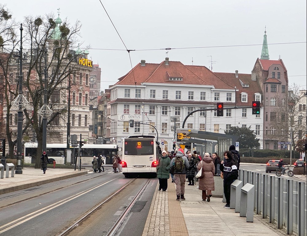Toruń. Ładowarki i wiaty z unijnym dofinansowaniem