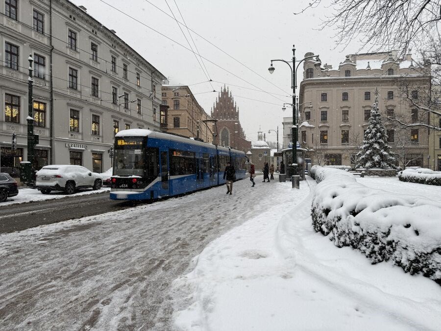 Kraków. Więcej kursów komunikacji miejskiej w czasie ferii zimowych