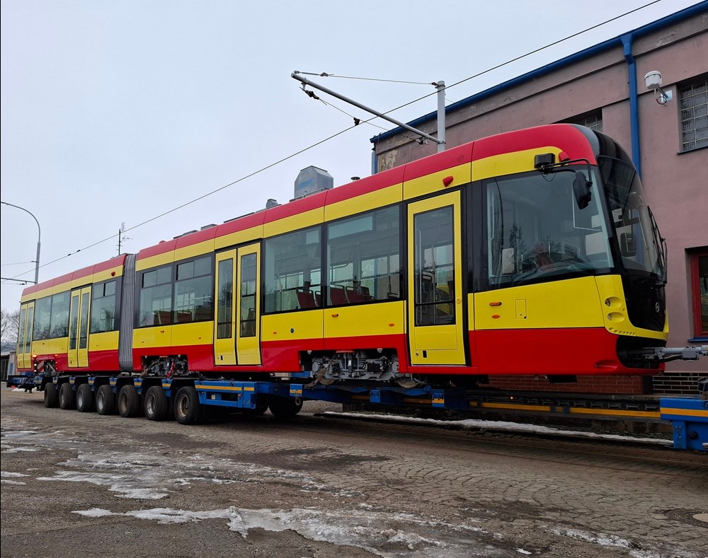 Czechy: Pierwszy nowy tramwaj w Moście i Litwinowie