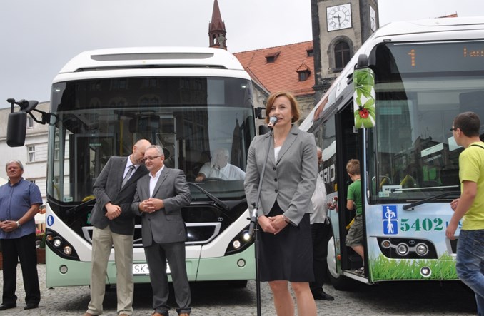 Volvo promuje hybrydy. „Od Ełku do Opola”