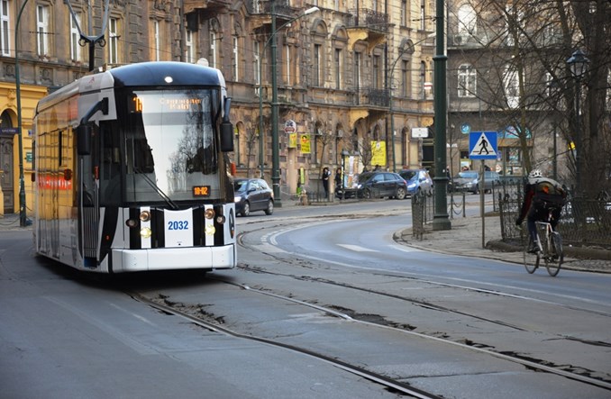 ZUE jednak będzie utrzymywać krakowskie torowiska tramwajowe