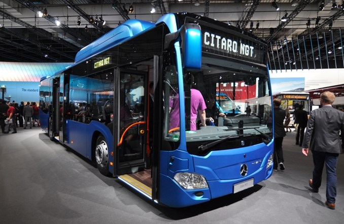 Hanower: Mercedes przedstawia autonomiczny autobus (zdjęcia) Hanower: Mercedes przedstawia autonomiczny autobus (zdjęcia)
